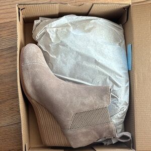 Toms Taupe Wedge Booties